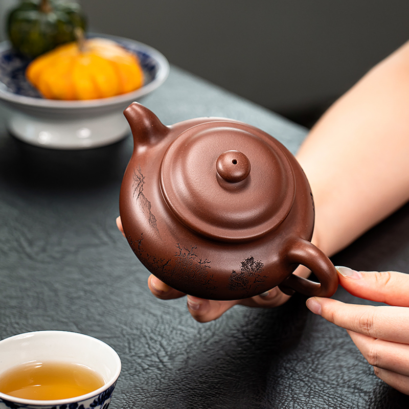 Yixing Zisha Teapot - Original Purple Clay - Master Wang Guoqiang - Fully Handmade Archaic Teapot 380ml