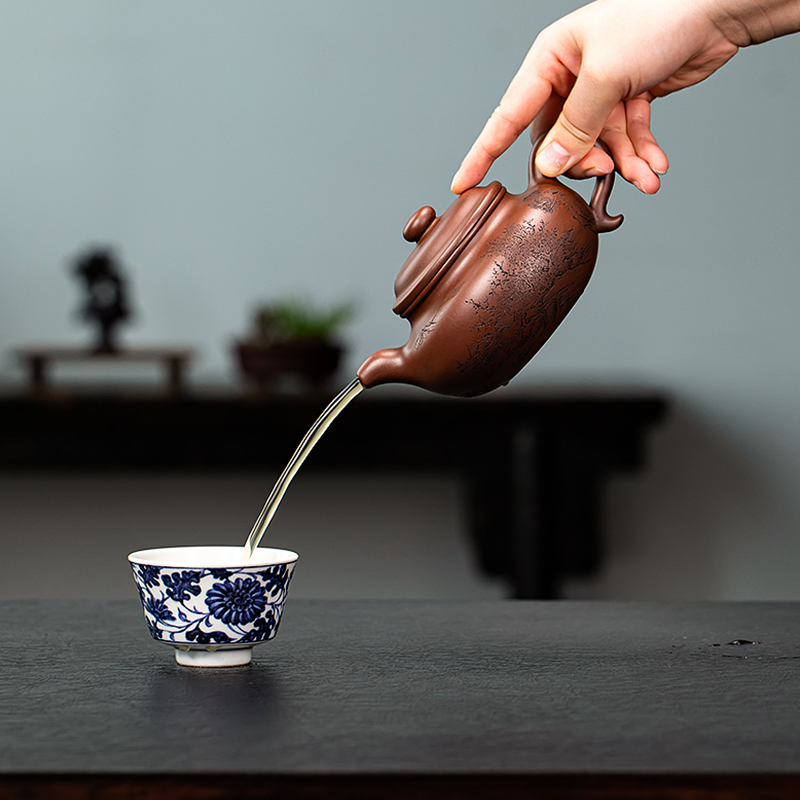 Yixing Zisha Teapot - Original Purple Clay - Master Wang Guoqiang - Fully Handmade Archaic Teapot 380ml