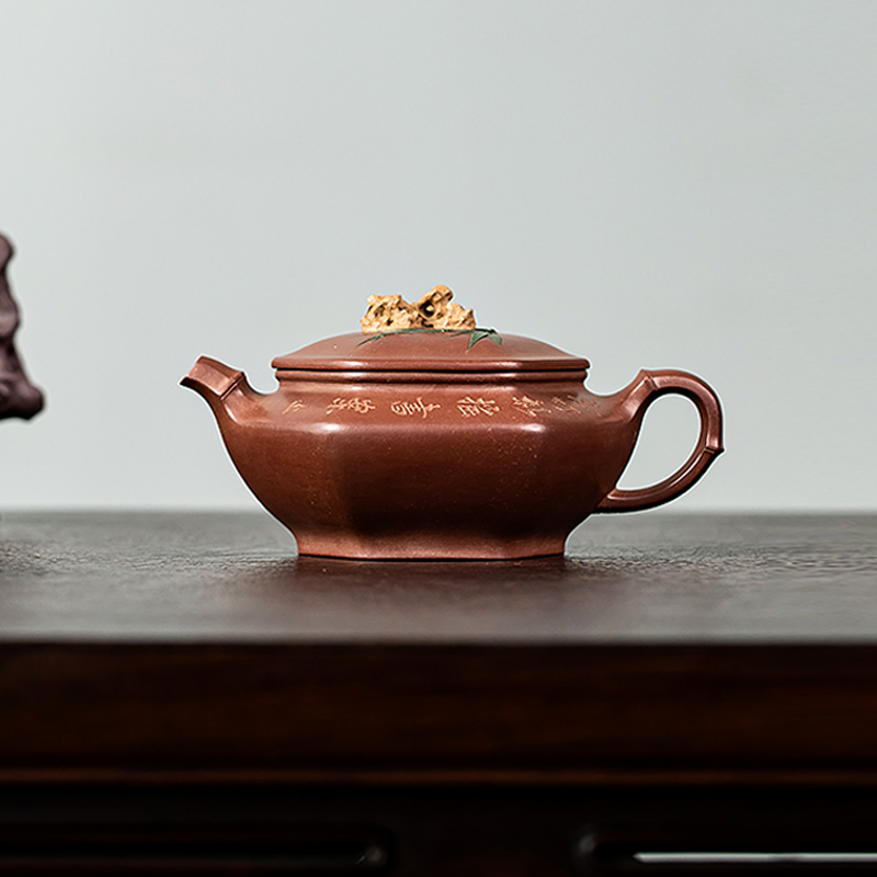 Yixing Zisha Teapot - "Hexagonal Taihu Stone" Teapot, meticulously handcrafted from premium Zini clay with exquisite clay painting. An exceptional pot for brewing tea 250ml