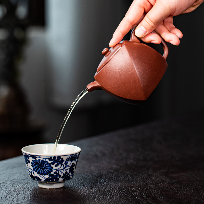 Selected pure original ore purple clay, fully handcrafted Rhombus Square Pot - Yixing Zisha Teapot 270ml