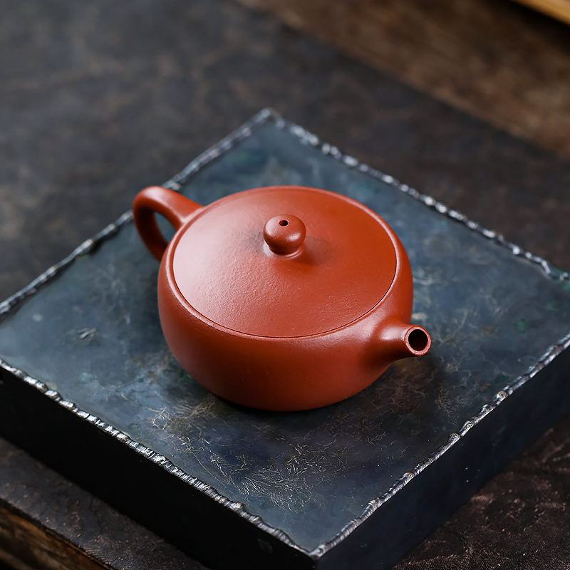 Yixing Zisha Teapot: Authentic Vermilion Clay, Fully Handmade Bian Yun Style, Classic Purple Clay Teapot for Brewing Tea 100ml