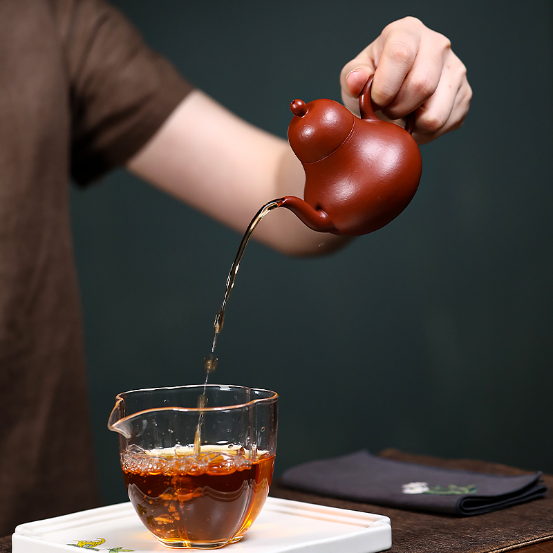 Yixing Zisha Master Handmade Original Zhu Ni Clay "Siting" Teapot for Gongfu Tea 120ml