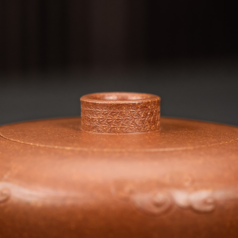 Yixing Zisha "Zizai" Teapot by Qian Xiaojun — a 170ml handmade tea vessel for home use, crafted from raw Longshan mineral sand by a master artisan.