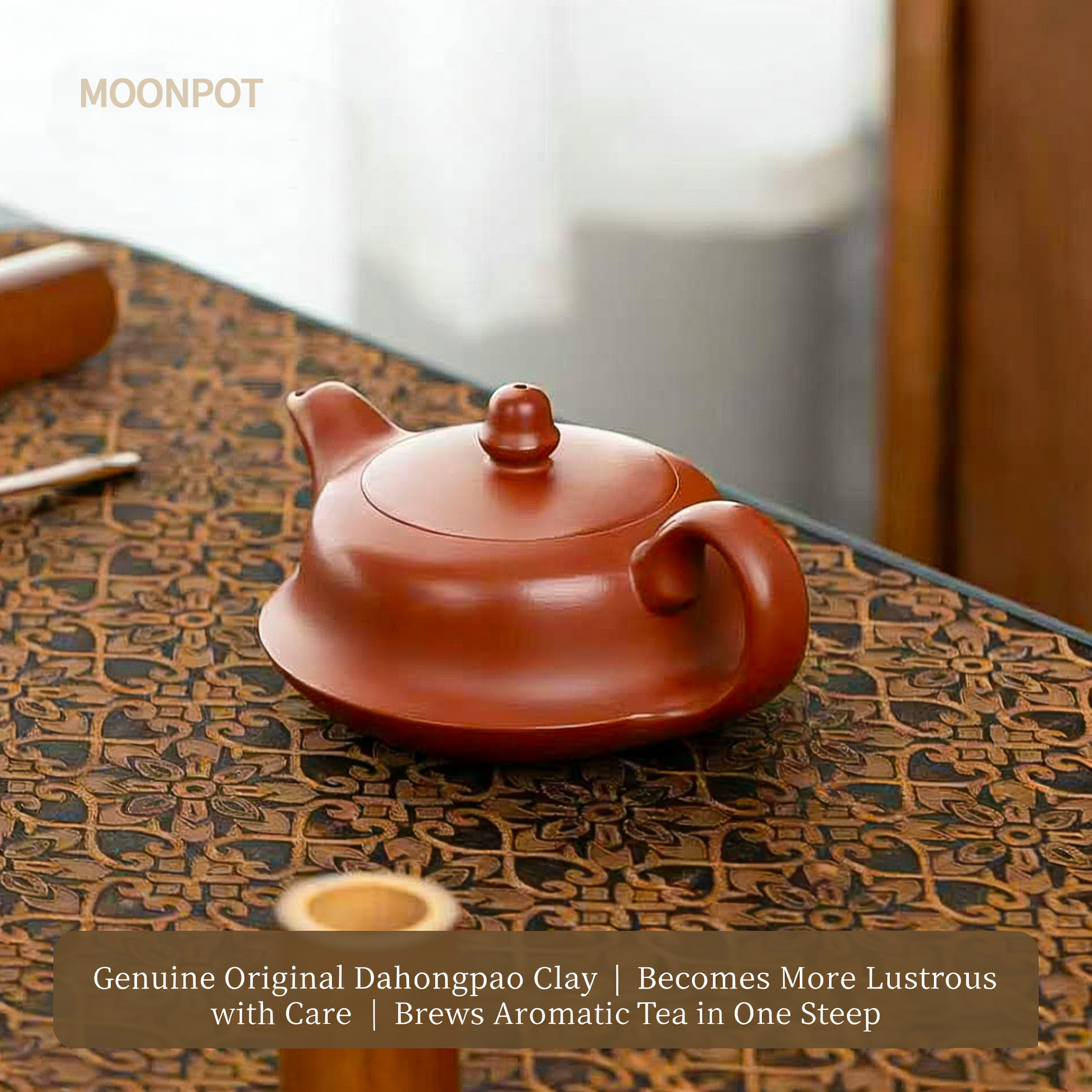 The Yixing Zisha Moonpot Quhu Teapot, made from authentic original Kuang Zhuni clay, is a handmade small teapot (200ml) for brewing tea, ideal for home use and gifting as a standalone tea set piece.
