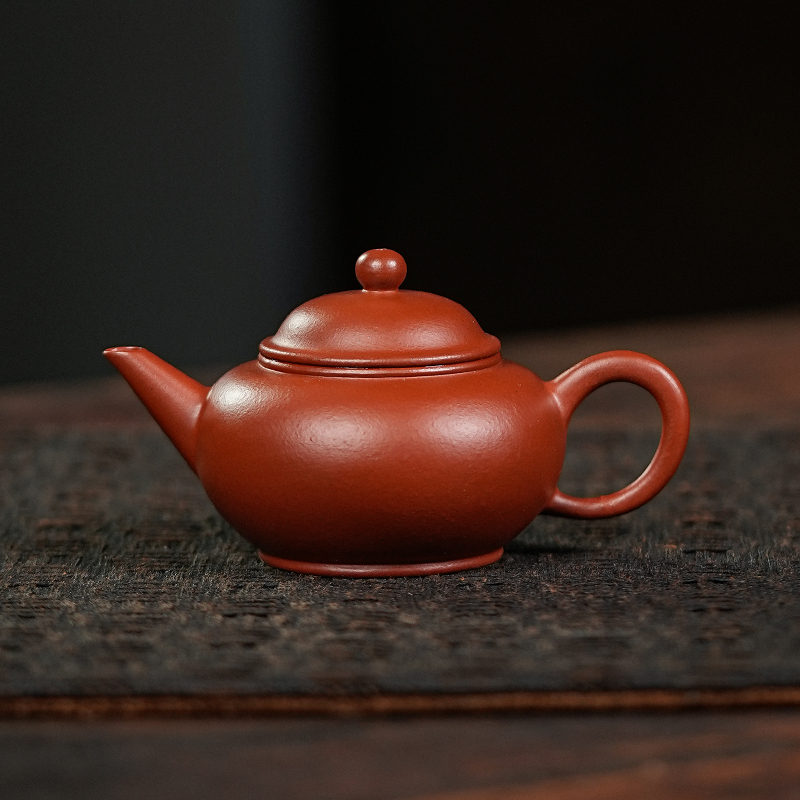 【Yuanhu】Authentic Handmade Yixing Teapots  Shuiping  Zhuni clay,150ml.
