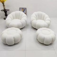 Fauteuil citrouille de luxe nordique : structure en pin, rembourrage moelleux et piètement élégant. Fauteuil moderne et épuré. Fabricant chinois.