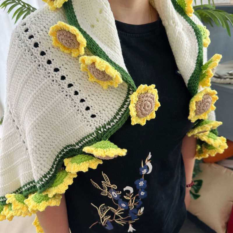 Hand-knitted Floral Blanket Hand-Knitted Floral Blanket - Baby-Safe Sunflower & Rose Throw | Machine Washable China Manufacturer