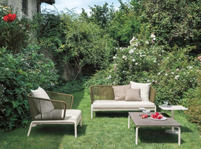 Nordic Modern Style 4Pcs Outdoor Patio Furniture Set 3 Rattan Chair Sofa &1 Coffee Table