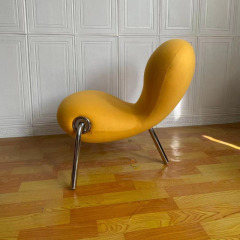 Italian Design Embryo Chair, Creative Ant-Shaped Accent Chair with Tripod Metal Legs