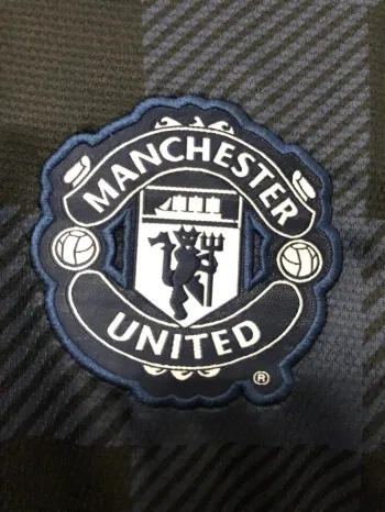 Manchester United 2013/14 Retro Jersey Away