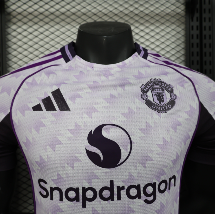 2025-26 Manchester United Special Player Edition football jersey