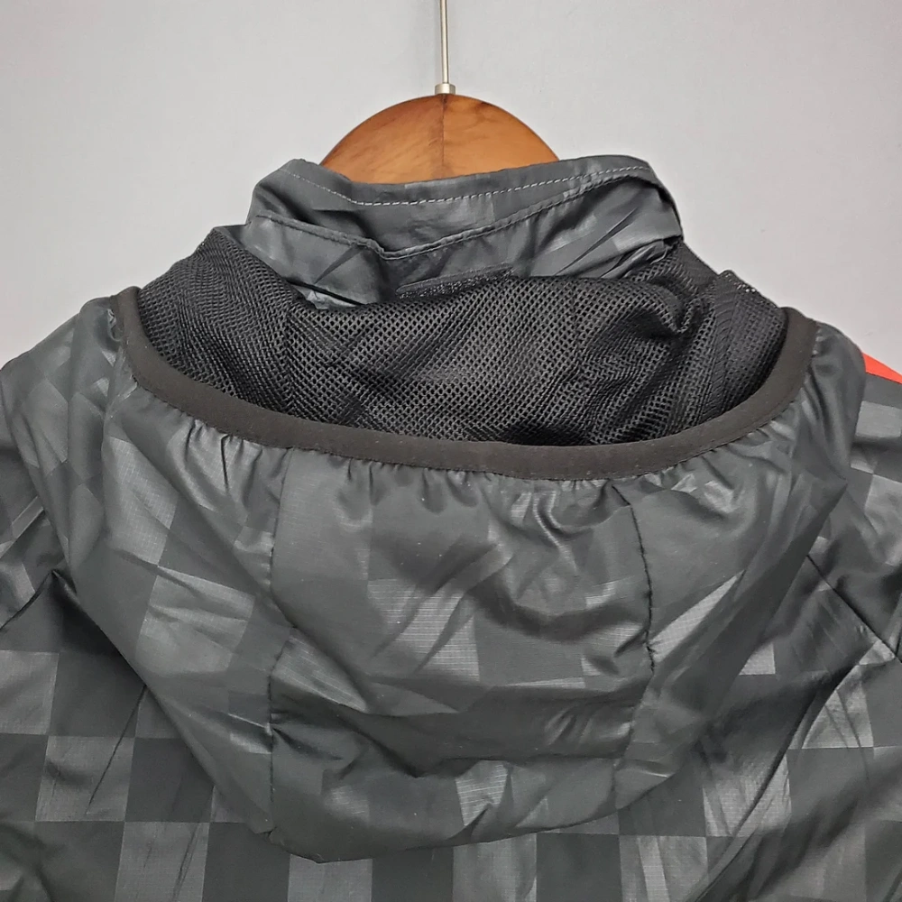 Liverpool Windbreaker Black-Grey Plaid Soccer Jersey 2021/2022