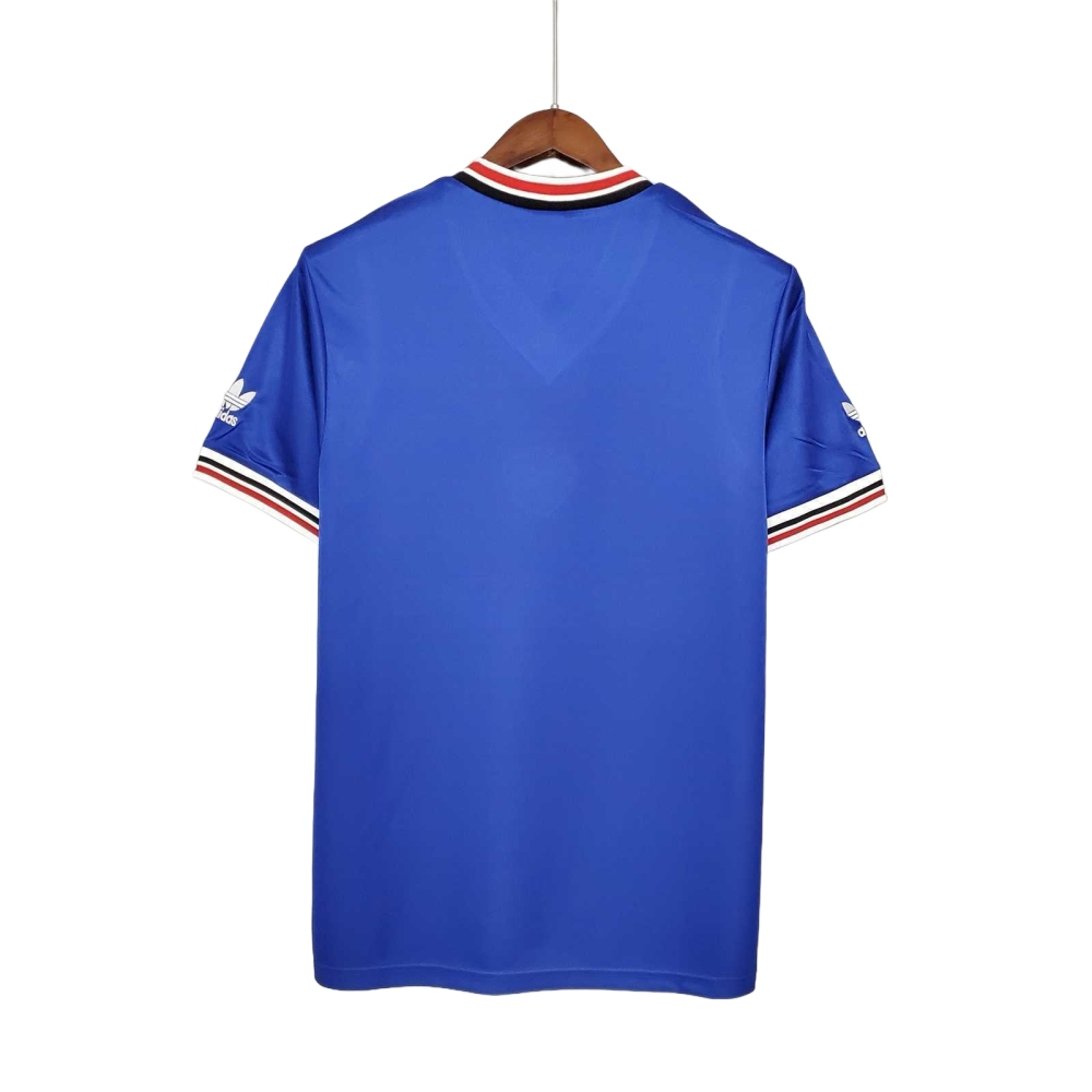 85-86 Manchester United away football jersey