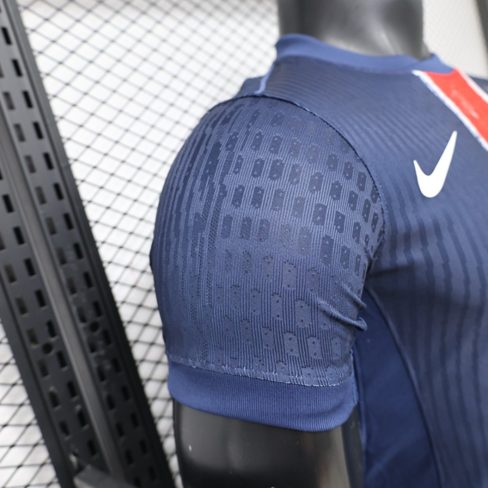 Paris Saint-Germain Home Jersey (with stars) for the 24/25 season (Player Version)
