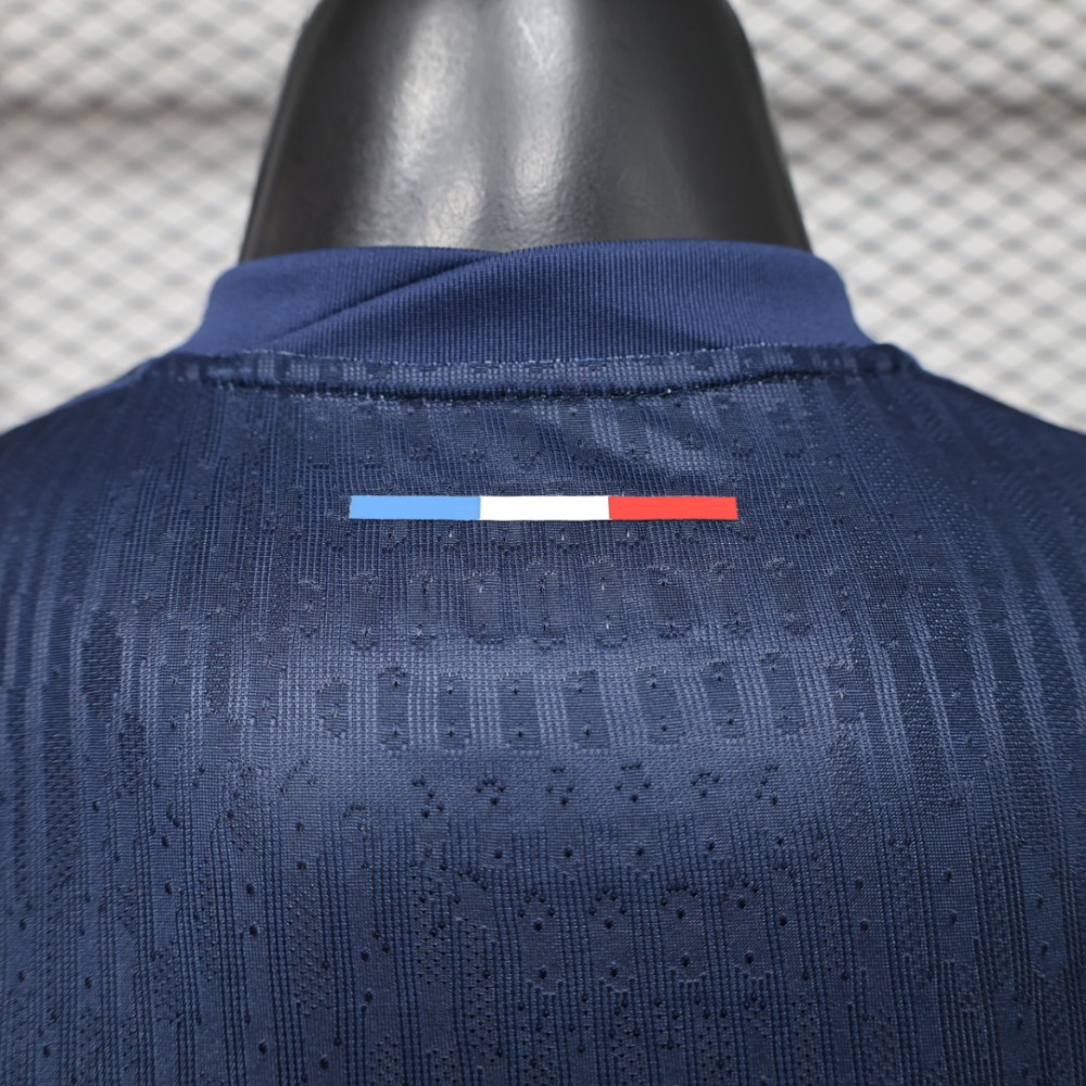 Paris Saint-Germain Home Jersey (with stars) for the 24/25 season (Player Version)