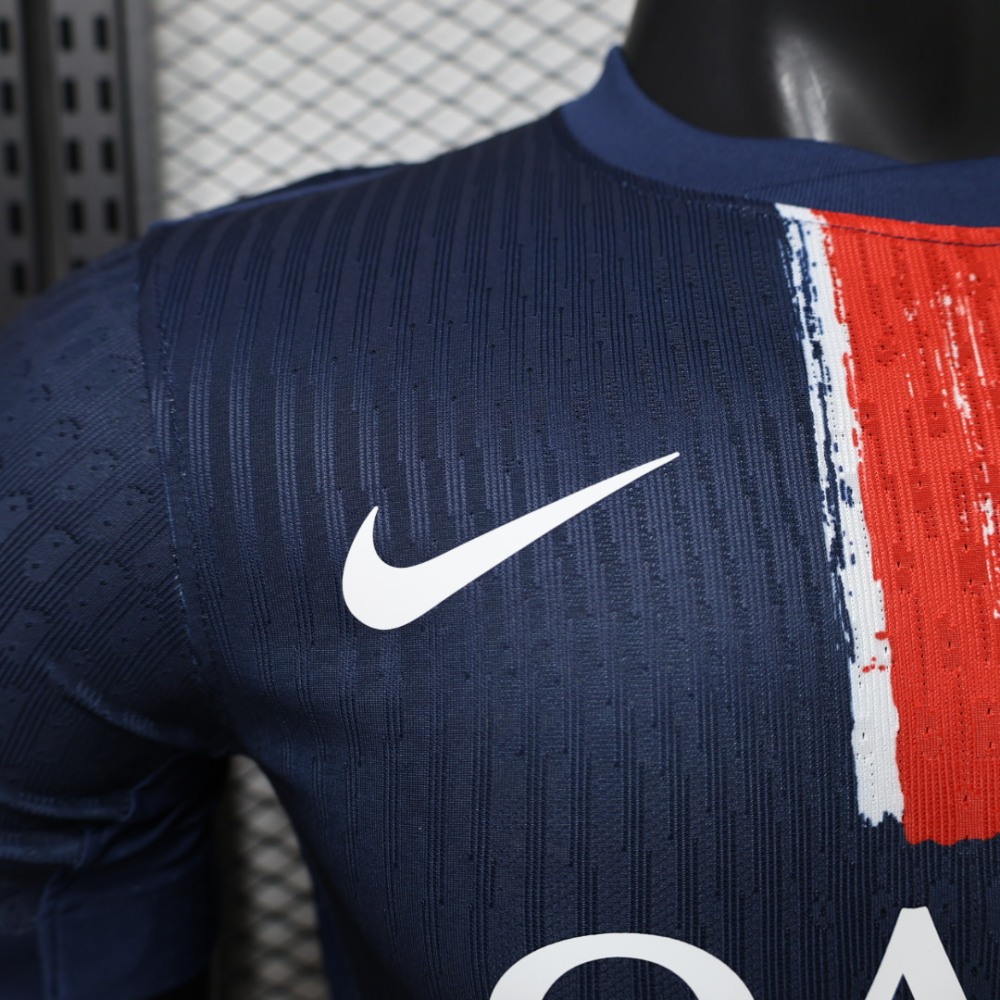 Paris Saint-Germain Home Jersey (with stars) for the 24/25 season (Player Version)