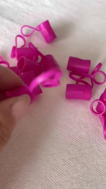 Straw dust cap