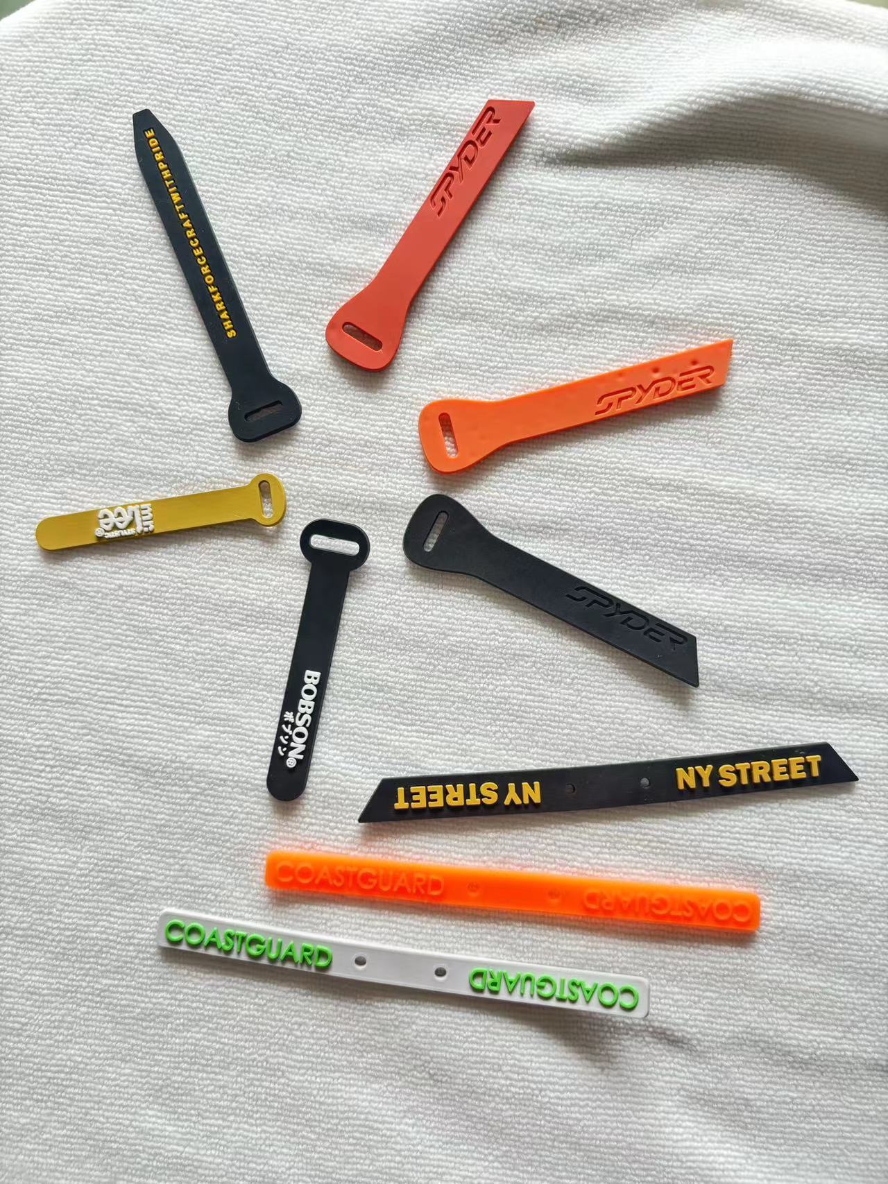 Single sided pull tab