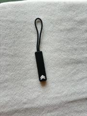 Single sided pull tab