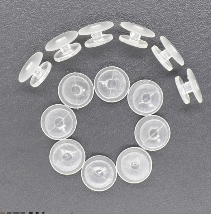 Transparent shoe buckle
