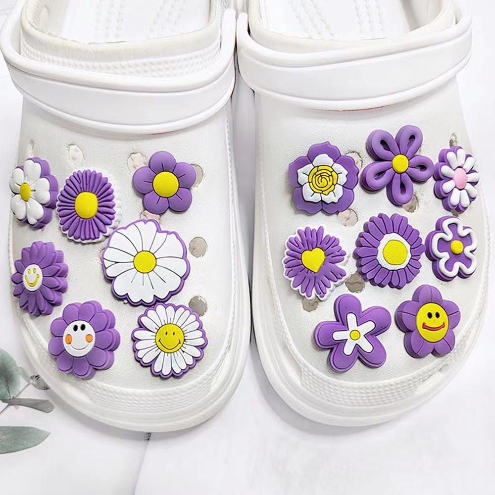 charm of purple daisies