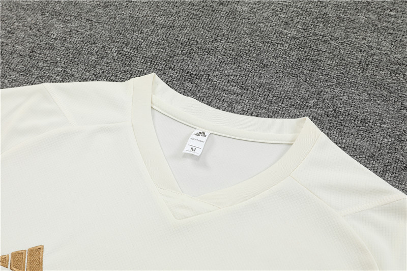 23-24 German short-sleeved training clothes