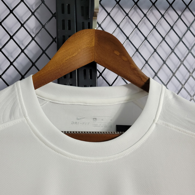 22-23 Canada White