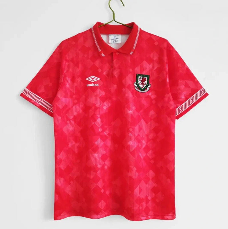 retro 1990-92 Wales home retro football jersey Fan version