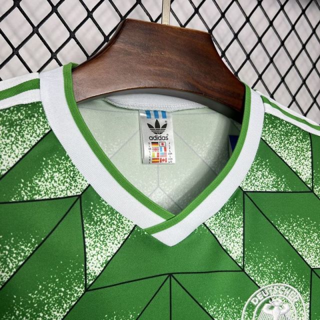 Retro 1990 Germany Away 9# VOLLER 10# MATTHAUS Football jersey retro