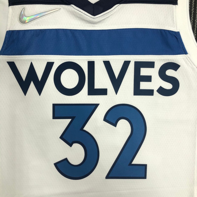75th Anniversary Minnesota Timberwolves White 32 Towns