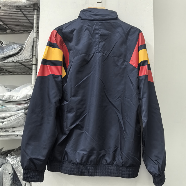Windbreaker Spain