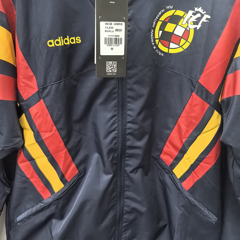 Windbreaker Spain