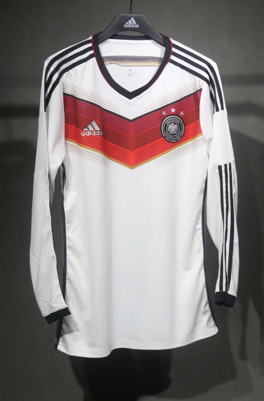 Retro Player Edition 2014 Germany Home Long sleeve retro Football jersey ?zil KLOSE MULLER GOTZE REUS