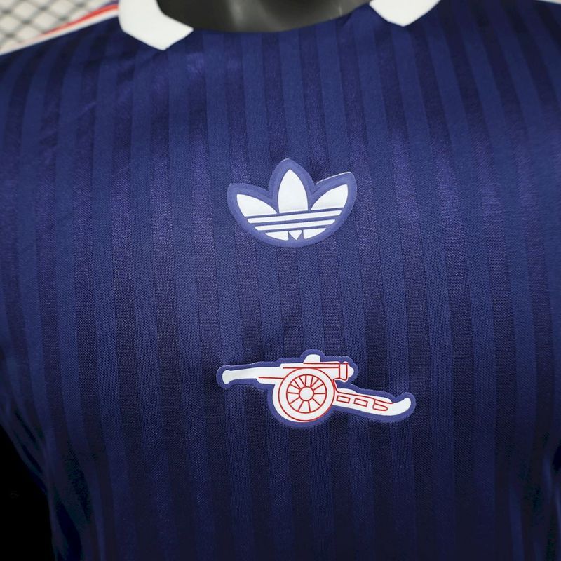 Player 2025-26 Arsenal Terrace Icons Football jersey