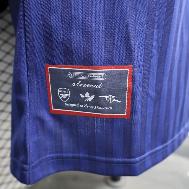 Player 2025-26 Arsenal Terrace Icons Football jersey