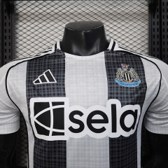 Player 2025-26 Newcastle Home Football jersey