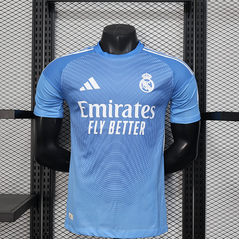 Player 2025-26 Real Madrid goalkeeper Football jersey