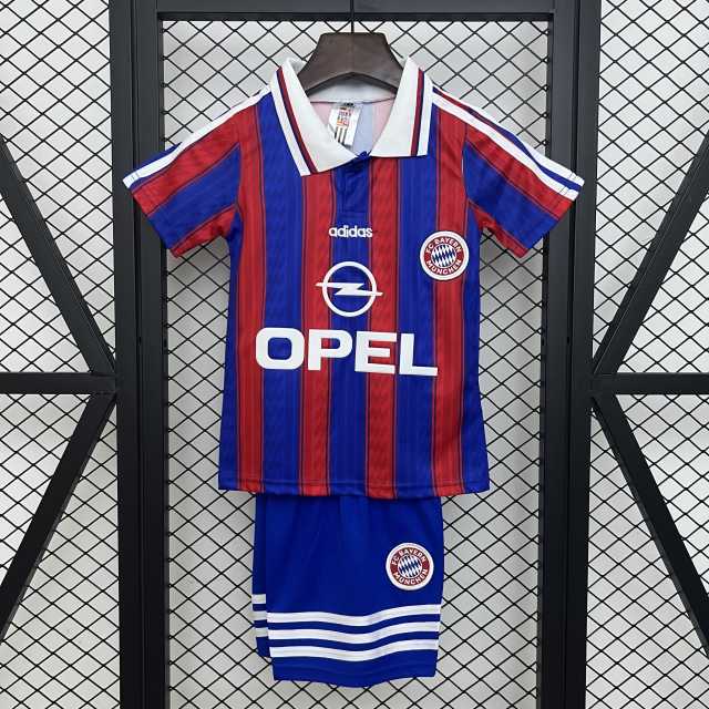 kids 1995-97 Bayern Munich  Home size_ 16-28