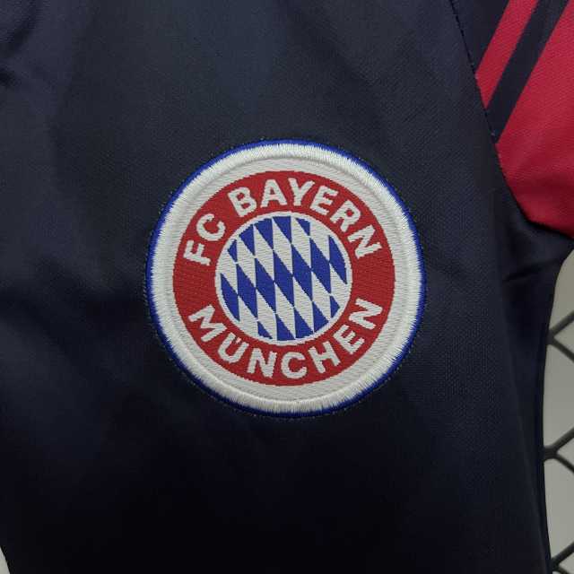 kids 1997-99 Bayern Munich  Home size_ 16-28