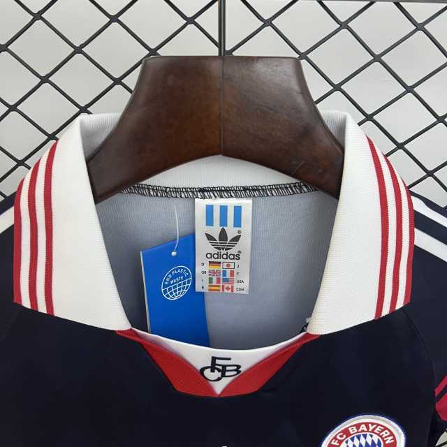 kids 1997-99 Bayern Munich  Home size_ 16-28