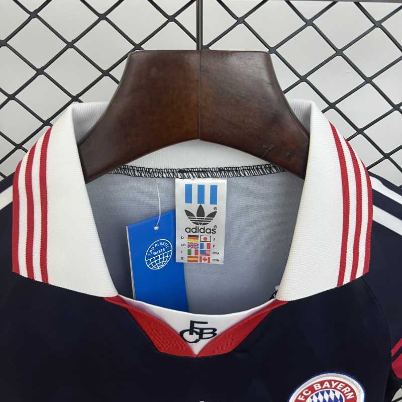 kids 1997-99 Bayern Munich  Home size_ 16-28