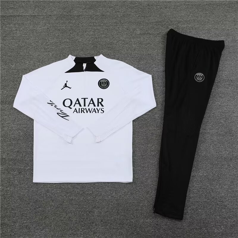 2023/2024 Paris Saint-Germain half-pull training suit white suit