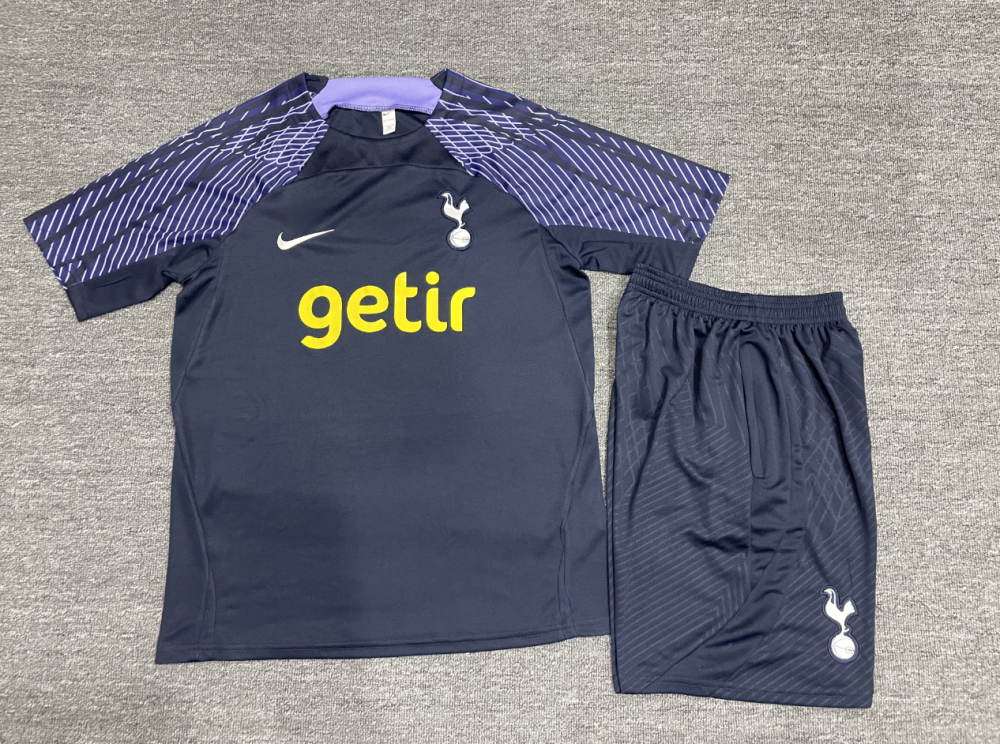 23-24 Tottenham Hotspur short-sleeved training jersey