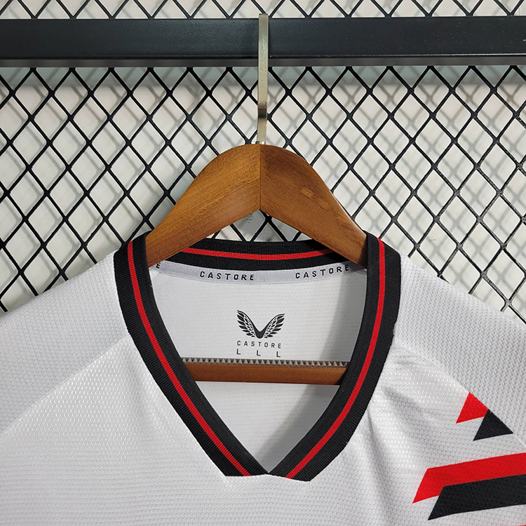 23-24 Leverkusen Away