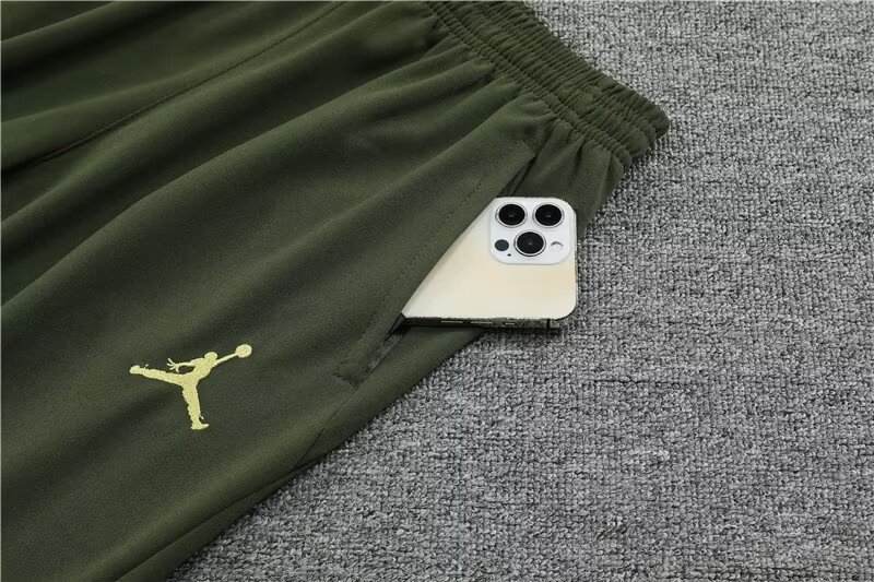 2023/2024 Paris half-pull training uniform military green suit 1:1 Thai quality suit