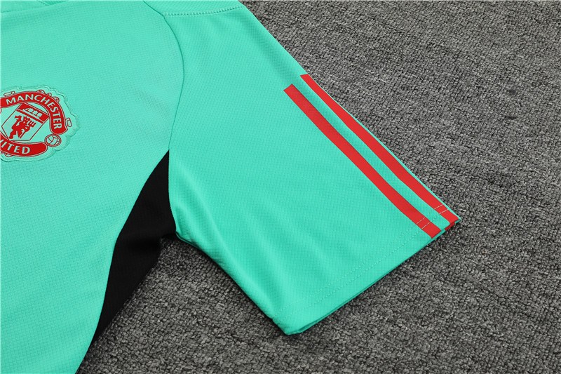 23-24 Manchester United training short-sleeved suit