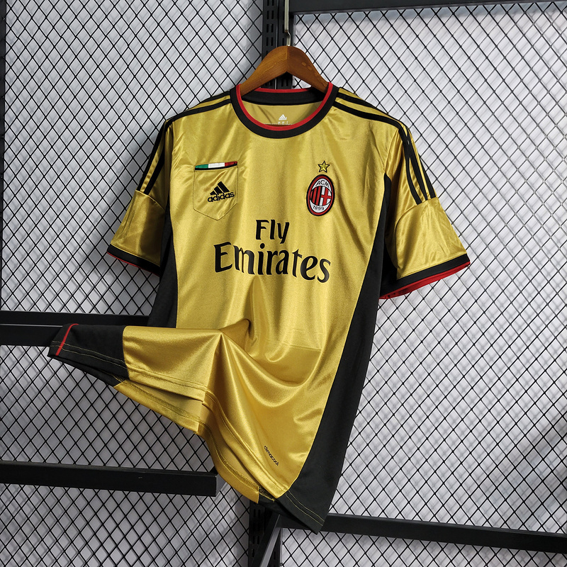 Retro 2013-14 season AC Milan second guest KAKA PAZZINI MONTOLIVO BALOTELLI Football jersey retro
