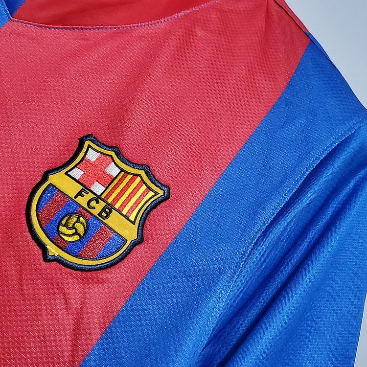 Retro FC Barcelona 2006-07 home XAVI MESSI RONALDINHO DECO ETO'O Football jersey retro