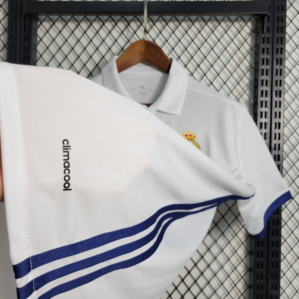 Retro 2016-17 Real Madrid Main RONALDO Benzema Bale Sergio Ramos ISCO KROOS Football jersey retro