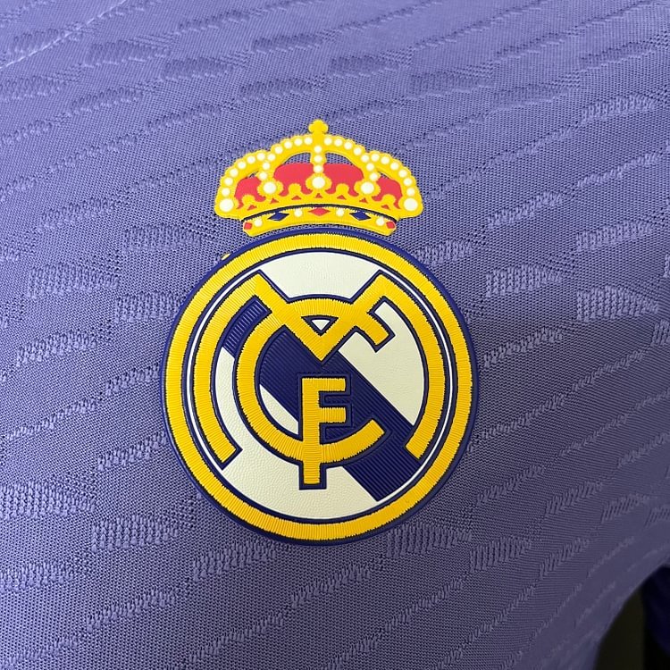 Player Edition   2024-25 Real Madrid Purple  MODRIC VINI JR. BELLINGHAM CARVAJAL Football jersey